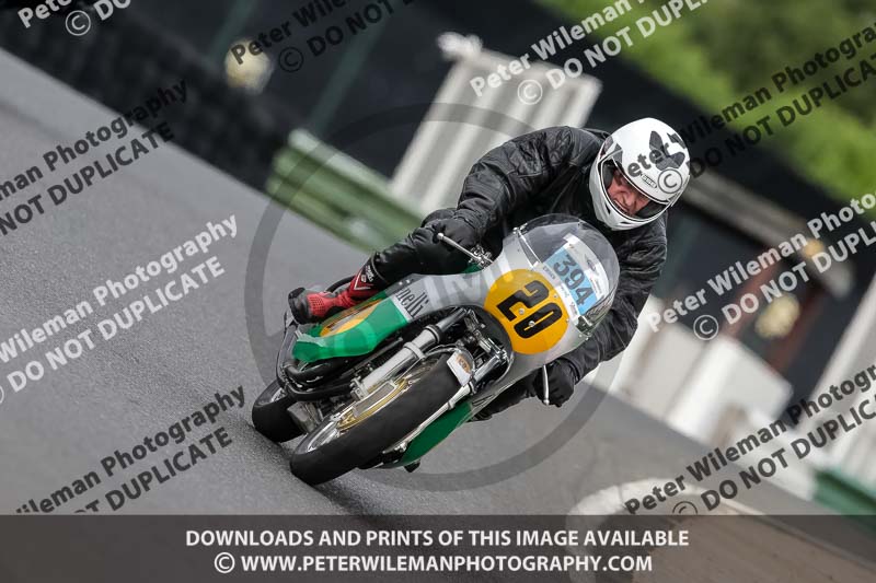 Vintage motorcycle club;eventdigitalimages;mallory park;mallory park trackday photographs;no limits trackdays;peter wileman photography;trackday digital images;trackday photos;vmcc festival 1000 bikes photographs